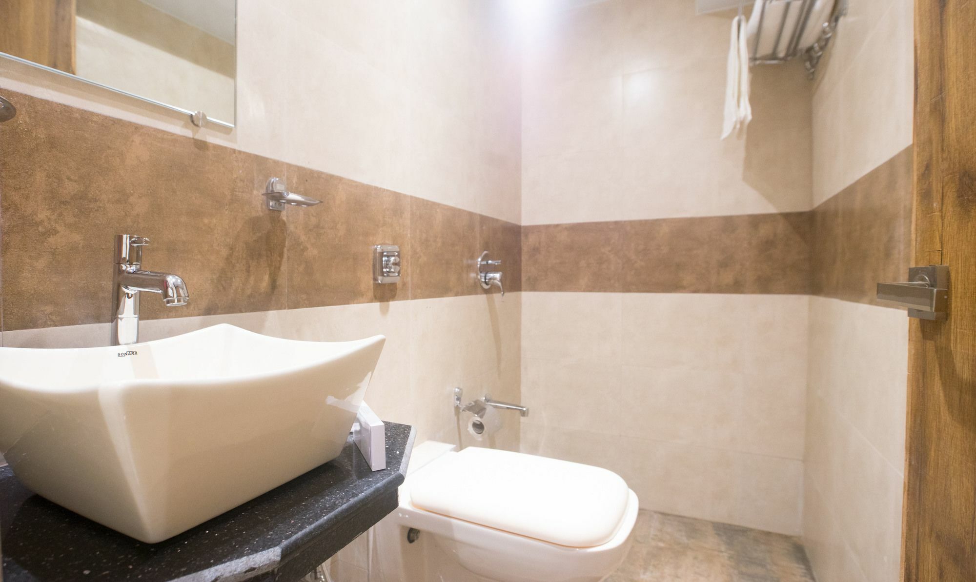 Hotel Treebo Amber International Bombaj Zewnętrze zdjęcie