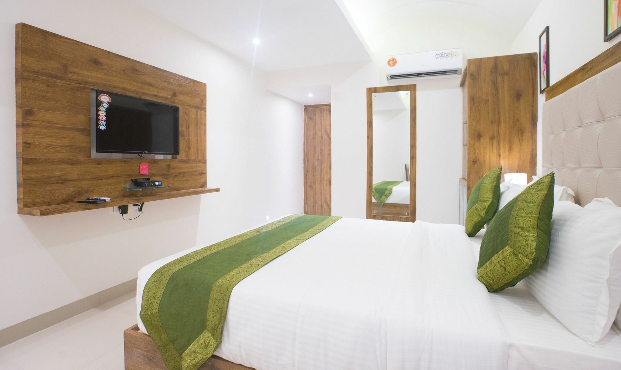 Hotel Treebo Amber International Bombaj Zewnętrze zdjęcie