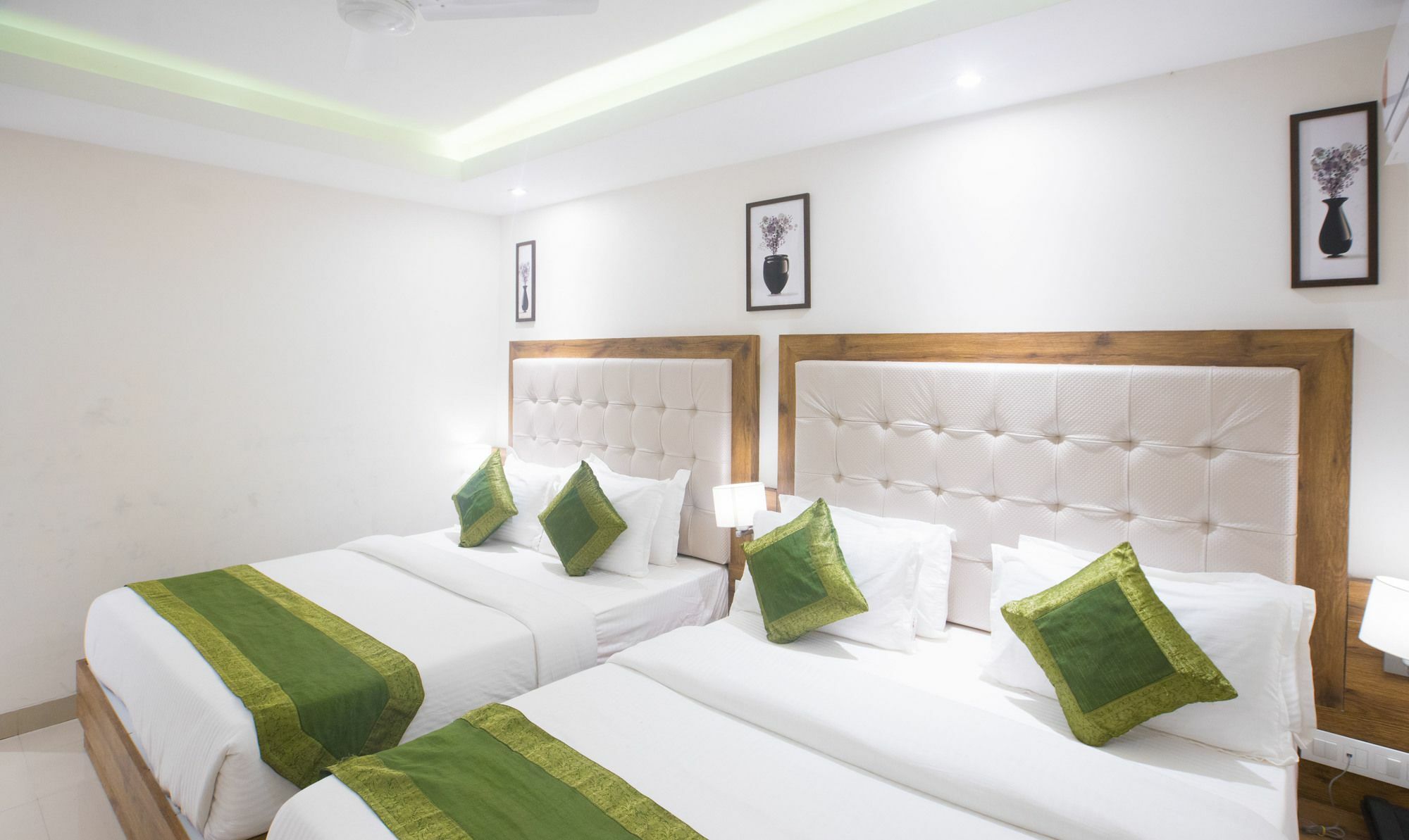 Hotel Treebo Amber International Bombaj Zewnętrze zdjęcie